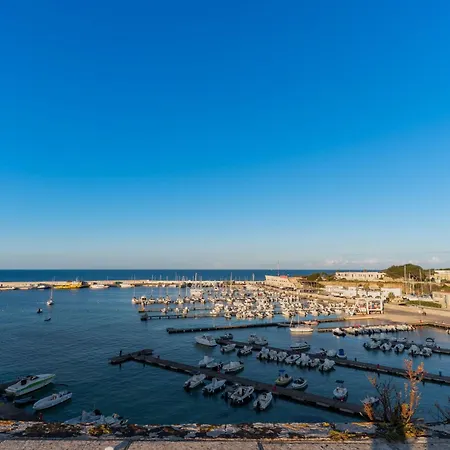 Kales In * Οτράντο